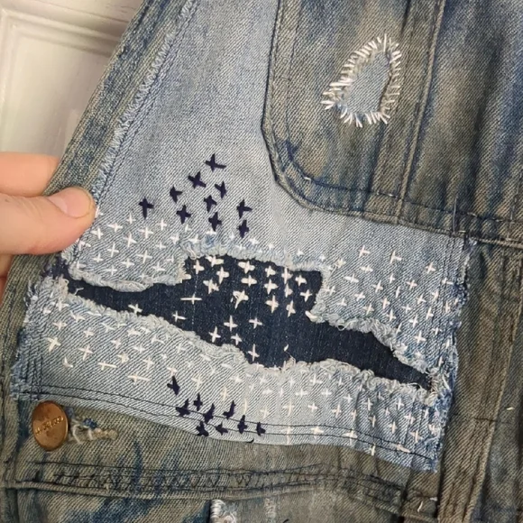 Carhartt Denim Overalls with Artistic Patchwork - Picture 4 of 14